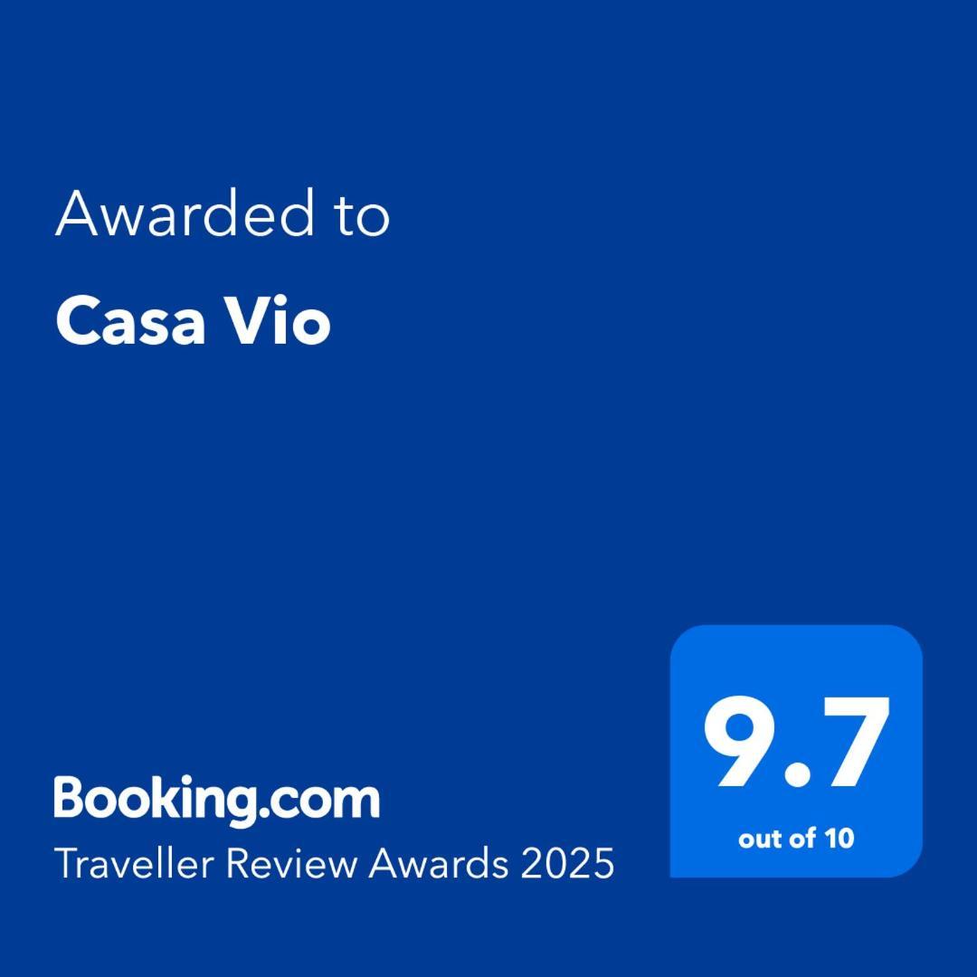 Casa Vio Guest House Nehoiu Exterior foto